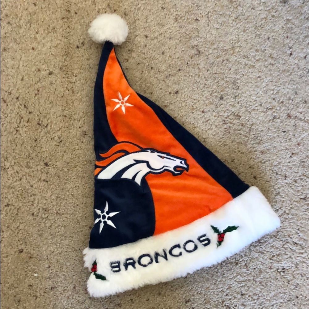 Broncos Santa hat